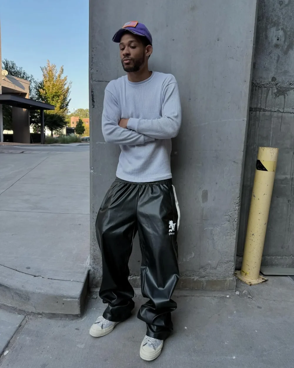 Classic Streetwear Style Elastic Waist Unisex Pants  Men Wide Leg Baggy  Leather Hip Hop Trendy Pants - Image 3