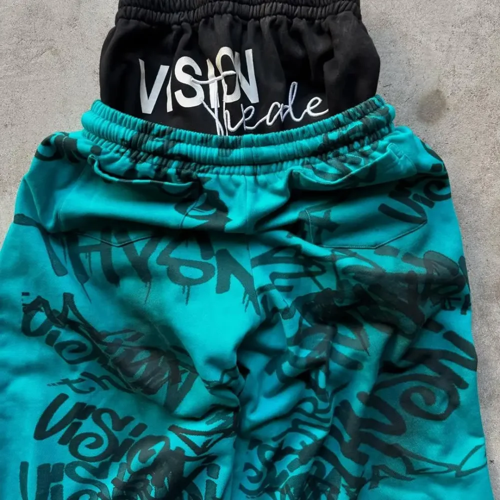 100% Pure Cotton High-end Men's Pants Heavyweight of 400 Grams in Street Style with Grunge Wash and Screen Printing - Image 3