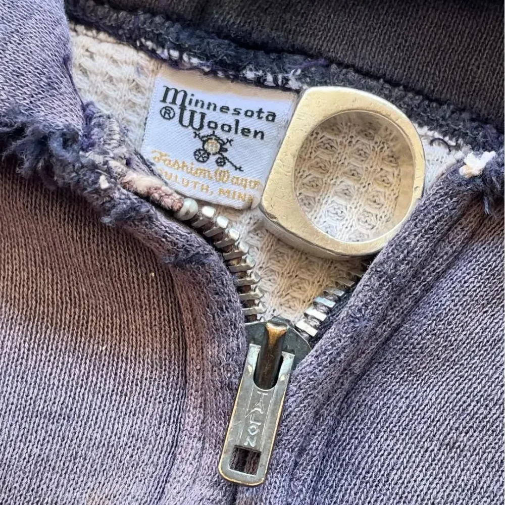 100% cotton regular fit  Streetwear  Half Zip Heavyweight of 400 Grams Acid Washed with Hole Vintage Men's Hoodie - Image 4