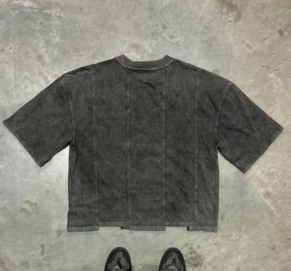 Cut and Sew Distressed Luxury Personalized Oversize Streetwear  Vintage Boxy Cropped Acid Wash Screen Printed T Shirt - Image 4